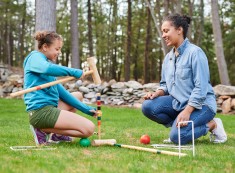 5 Classic Backyard Games